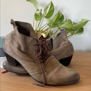Tamari’s Soft Leather Brown Women's Ankle Boots